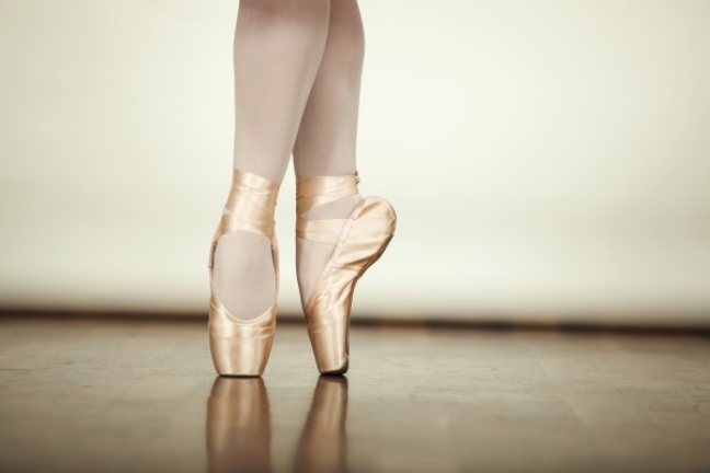 Η προέλευση του μπαλέτου και δέκα ενδιαφέροντα γεγονότα για τον κλασικό χορό