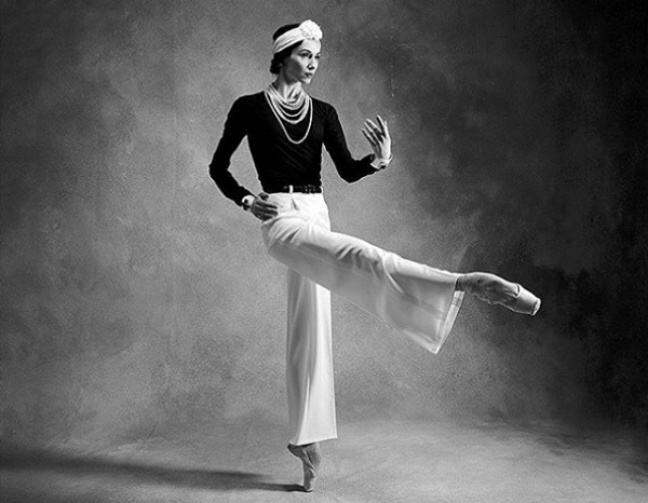 Η Svetlana Zakharova παρουσίασε σε παγκόσμια πρεμιέρα ένα μπαλέτο για την Coco Chanel