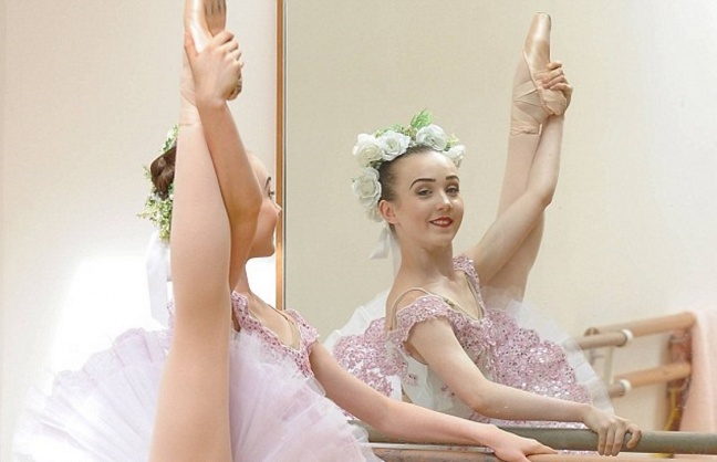 Η αγάπη της για το μπαλέτο την οδήγησε από την Αγγλία στην Ακαδημία Μπολσόι