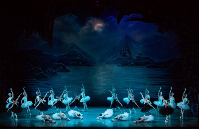 Η Λίμνη των Κύκνων με το Μπαλέτο της Εθνικής Όπερας της Οδησσού στο Μέγαρο Μουσικής