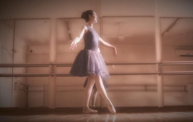 «Χορεύοντας πάμε στο αύριο»: Οι χορεύτριες ως επαγγελματίες, χορογράφοι και ευαισθητοποιημένοι θεατές