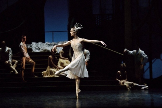 Cinderella: Η ιστορία και στοιχεία που ίσως δεν γνωρίζετε για το μπαλέτο Σταχτοπούτα