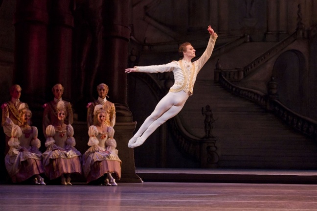 «Χορευτής»: Η ιστορία του νεότερου χορευτή του Royal Ballet