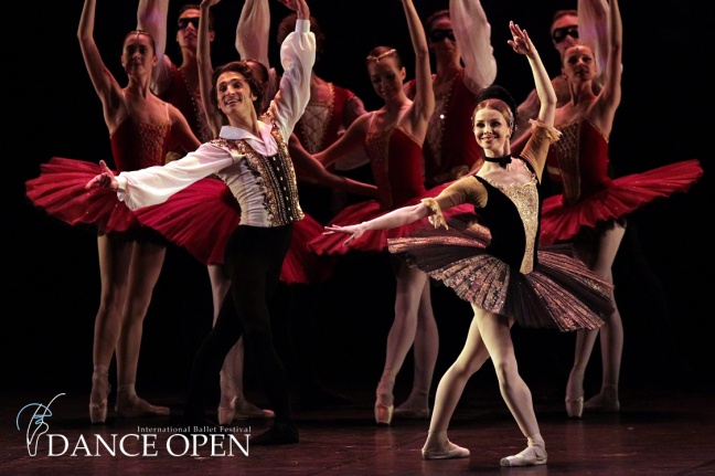 XII Διεθνές Φεστιβάλ Μπαλέτου DANCE OPEN 18 - 22 Απριλίου 2013