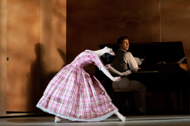 Το Bolshoi Ballet ενθουσίασε με το μπαλέτο «Lost Illusions» το κοινό του Παρισιού